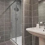 Luxury Townhouse At Windermere Marina Village * 鲍内斯温德米尔