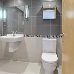 Luxury Townhouse At Windermere Marina Village *