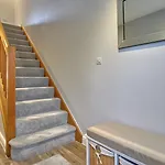 Luxury Townhouse At Windermere Marina Village 度假居 *