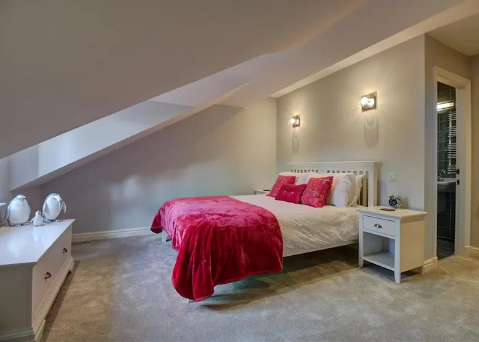 Дом отдыха Luxury Townhouse At Windermere Marina Village Боунес-он-Уиндермер