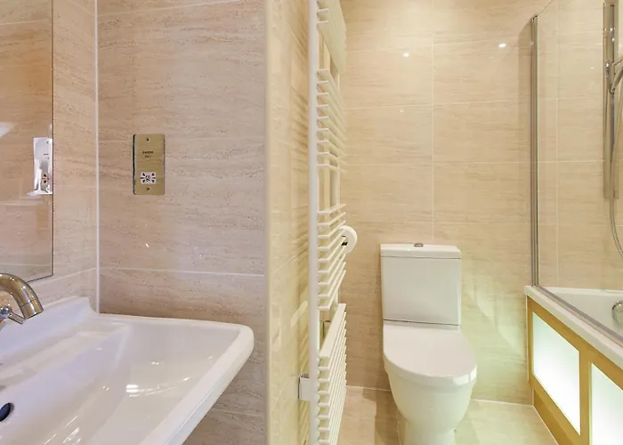 Luxury Townhouse At Windermere Marina Village Дом отдыха Боунес-он-Уиндермер