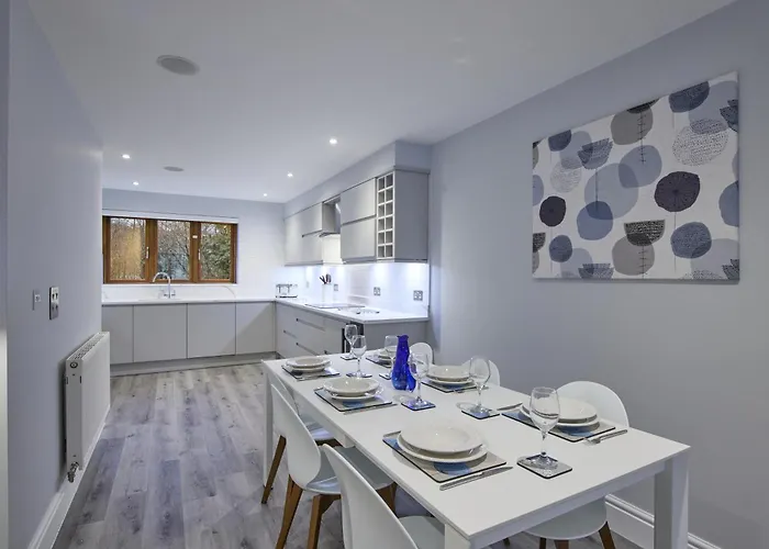 Luxury Townhouse At Windermere Marina Village Боунес-он-Уиндермер